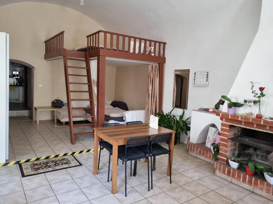 Bytova Jednotka V Tabore Apartment